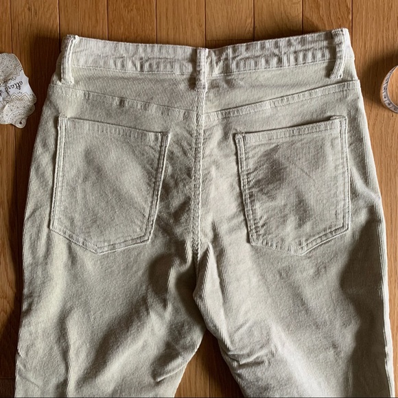 Altar’d State Women’s Ella Corduroy Flare Pants - Picture 4 of 14